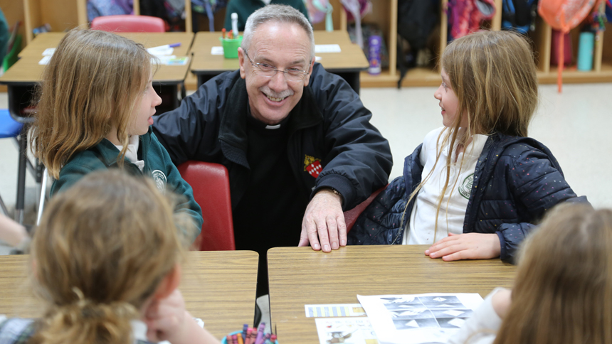 Bishop Zarama celebrates multicultural Mass at St. Thomas More School