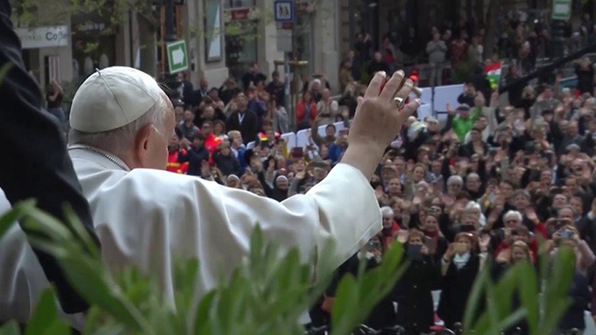 Pope Francis speaks on limiting Latin Mass and facing abuse with Jesuits in Hungary